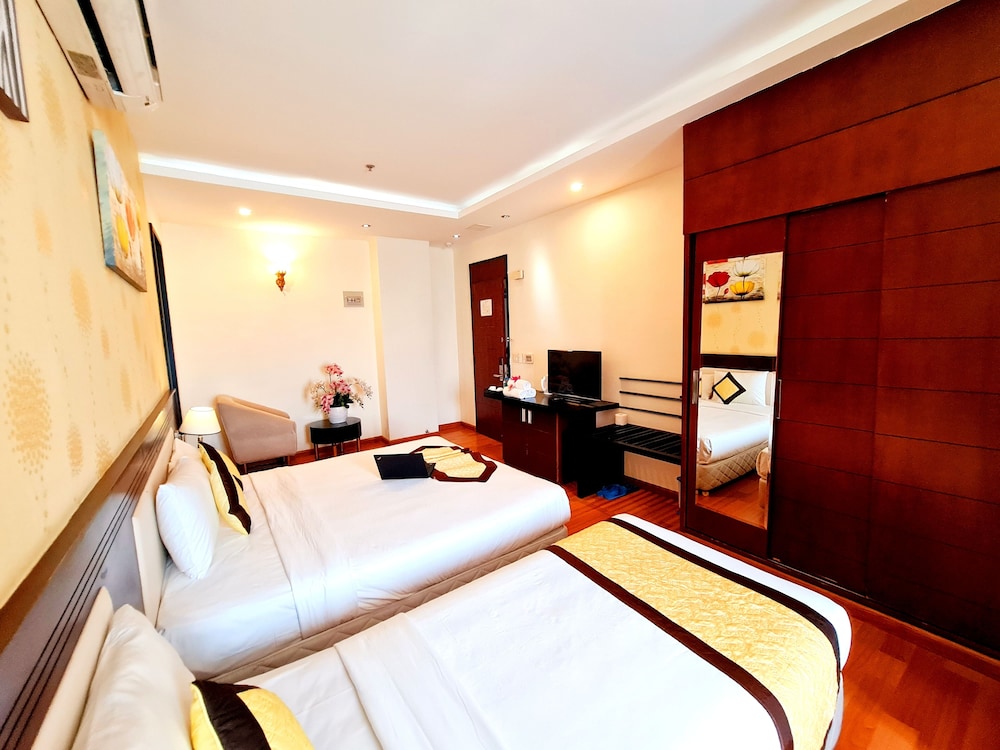 Happy Life Hotel
