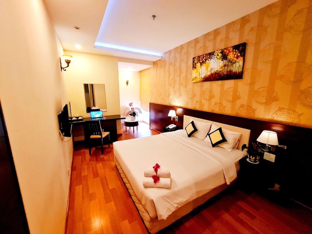 Happy Life Hotel