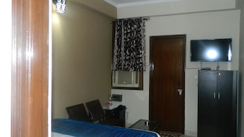 Hotel Rao Inn By discovery hotels