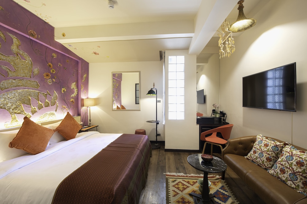 Dhevi Bangkok Hotel