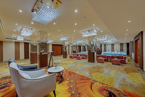 Click Collection Grand Gateway Varanasi