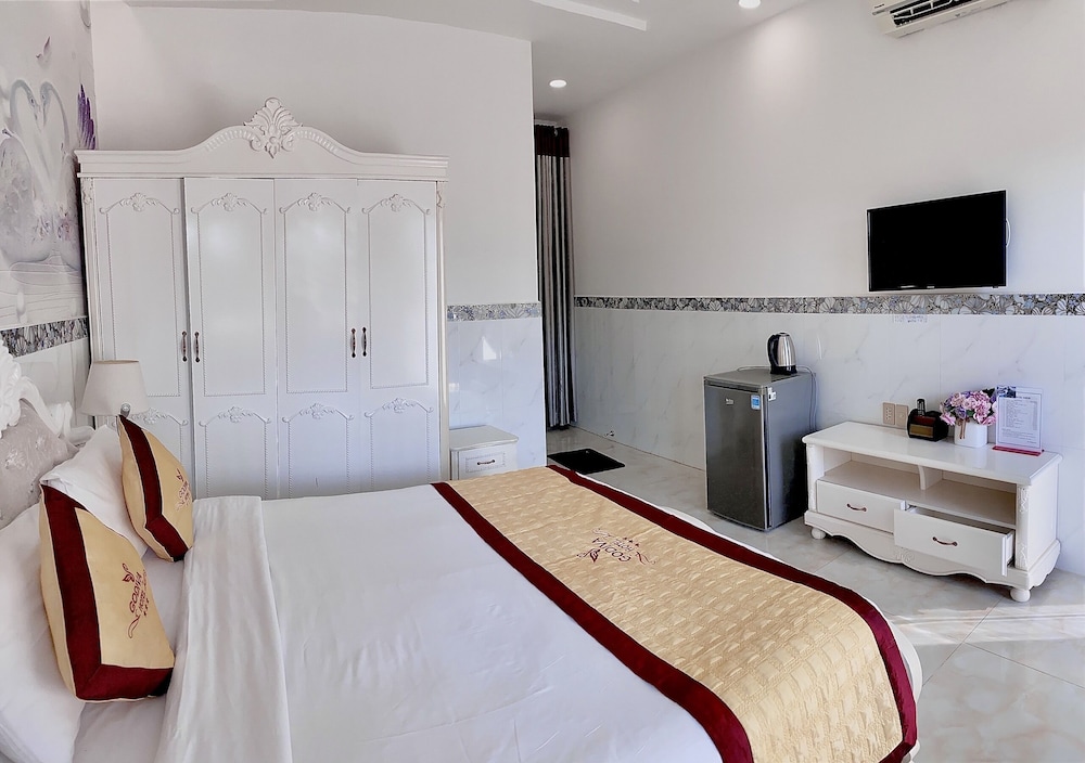 Godiva Phu Quoc Hotel