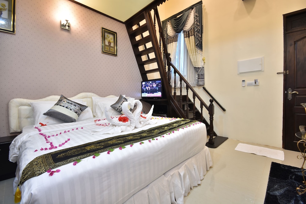 Holiday Haven Ukulhas