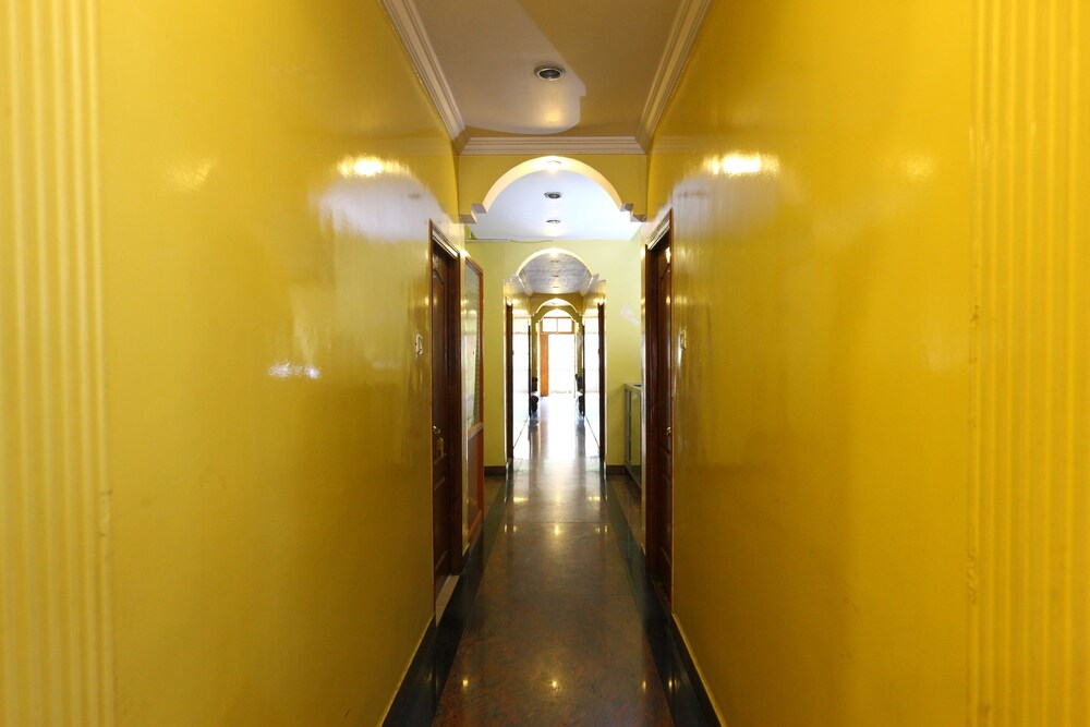 FabHotel Orchid Inn