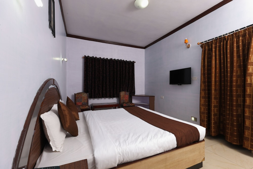 FabHotel Orchid Inn