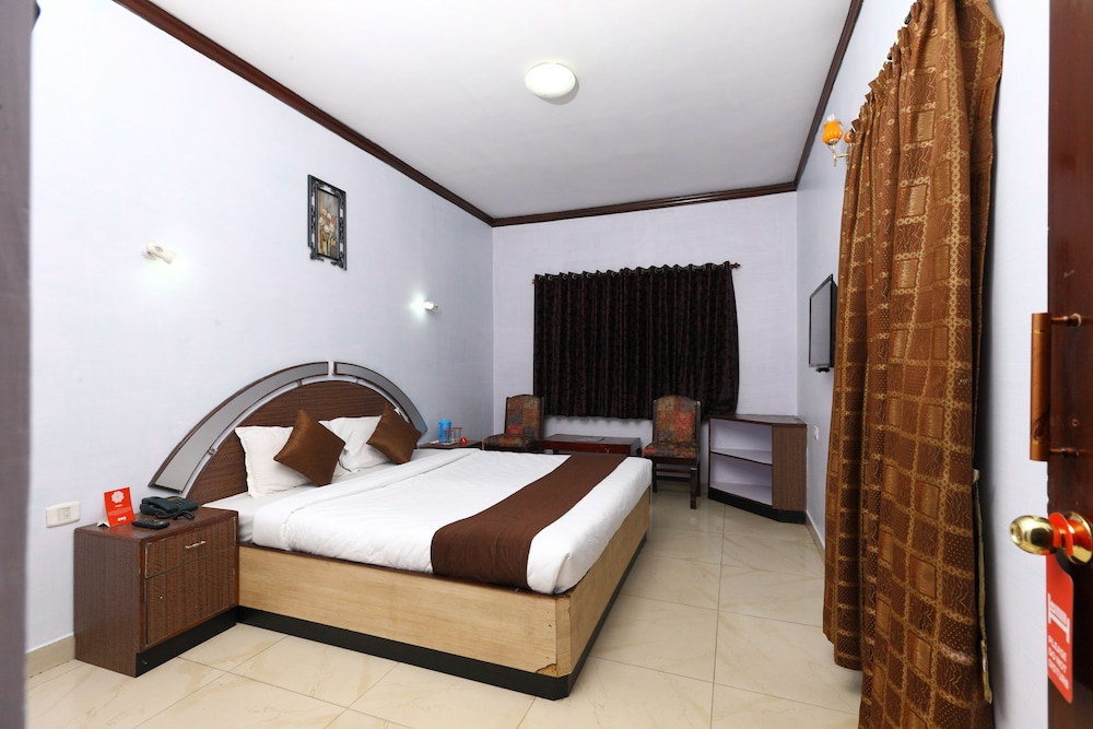FabHotel Orchid Inn