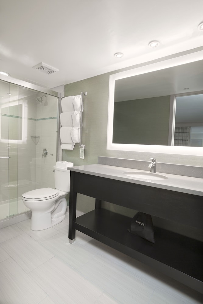 Holiday Inn Columbus Dwtn-Capitol Square by IHG