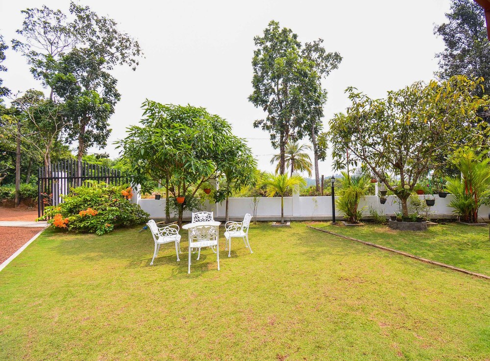 Velapura River Garden