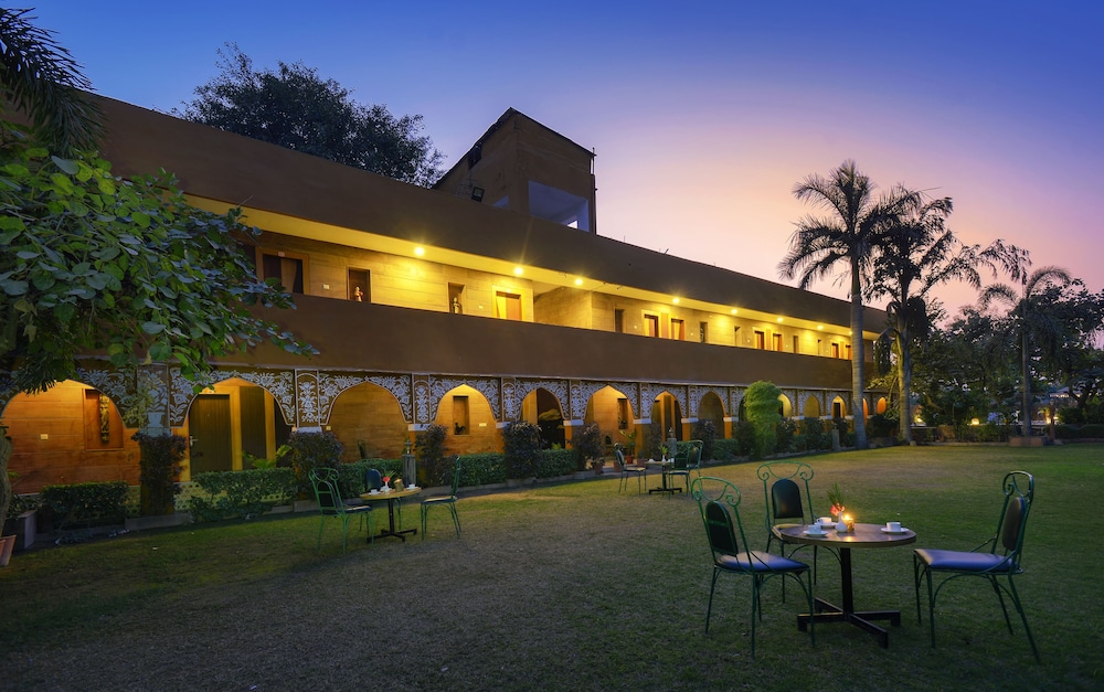 Amaara - A Nature Resort ( Pure Vegetarian)