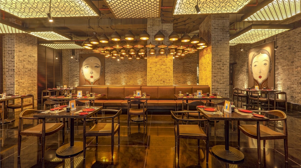 Lemon Tree Premier, City Center, Pune