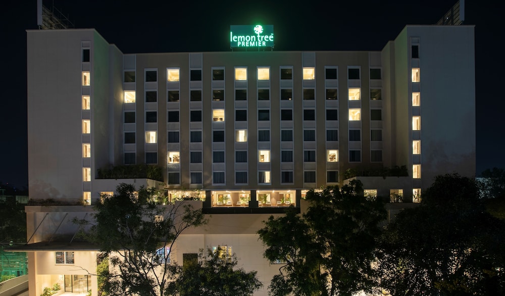 Lemon Tree Premier, City Center, Pune