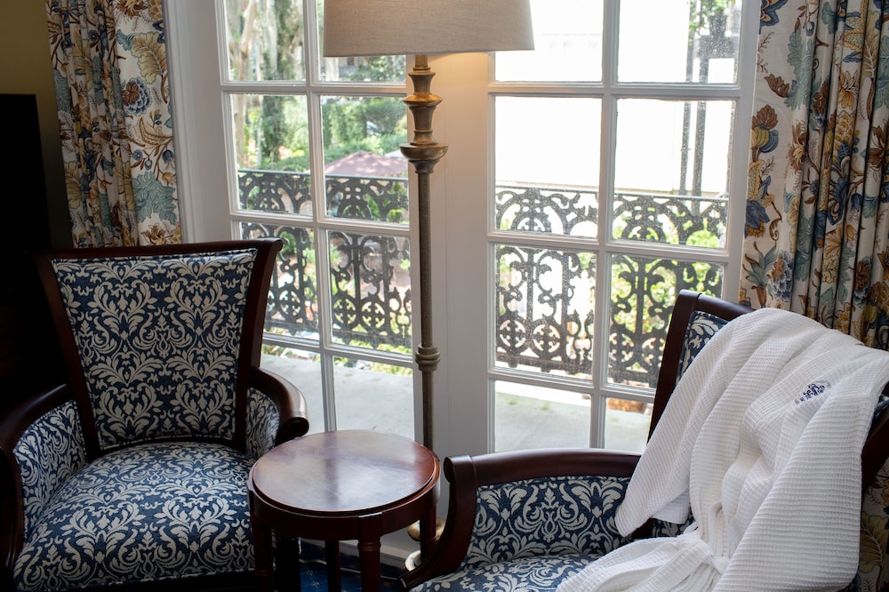 Eliza Thompson House, Historic Inns of Savannah Collection