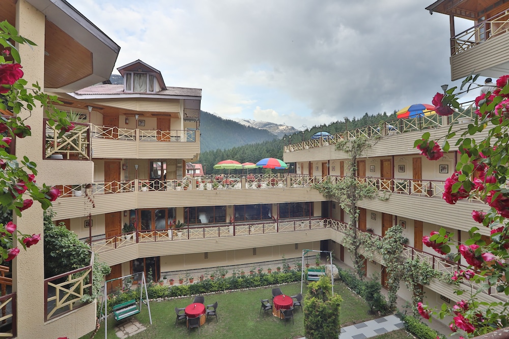 Snow Valley Resorts & Spa (A Centrally Heated Mountain Side Resorts )