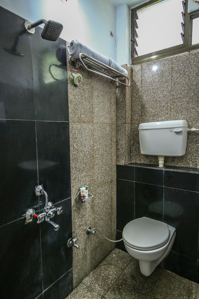 White Pearl, Jabalpur