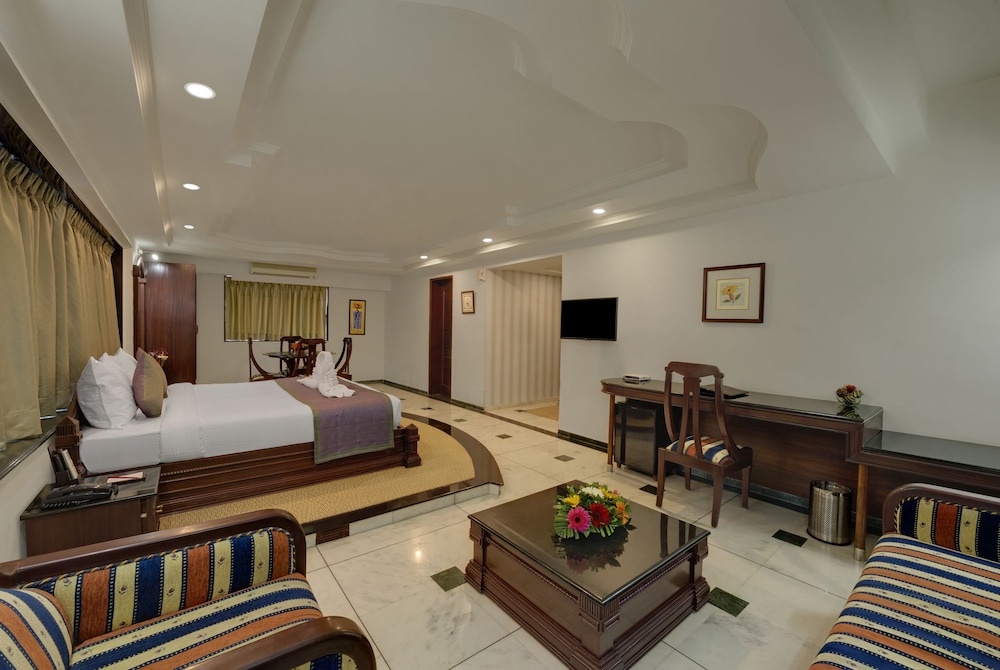 Hotel KK By Spree Rajkot