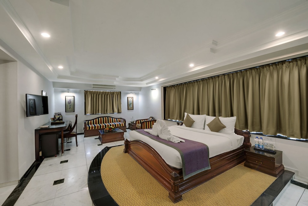 Hotel KK By Spree Rajkot