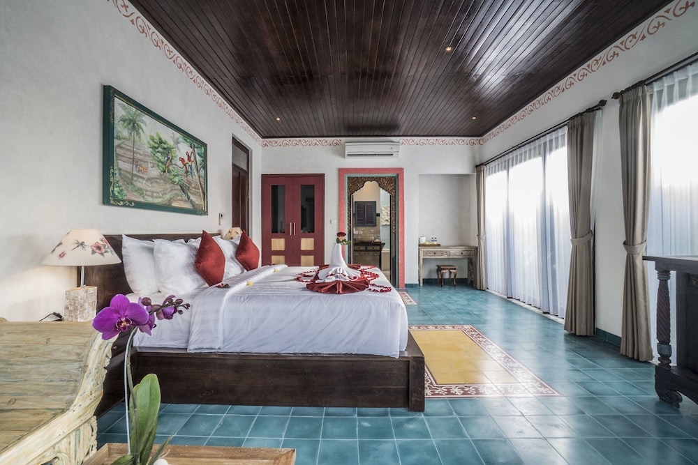 Villa Tanah Carik