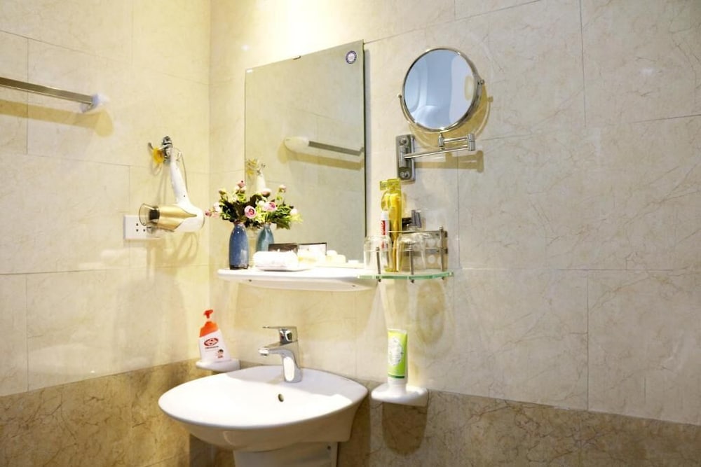 A25 Hotel - 109 Truc Bach