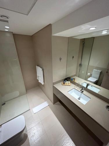 OC Design at Yas Island Deluxe Apartment