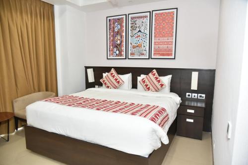 Ramada Encore By Wyndham Statue of Unity