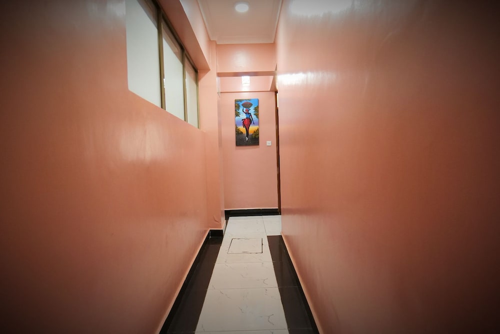 Buraha Zenoni Hotel and Resort