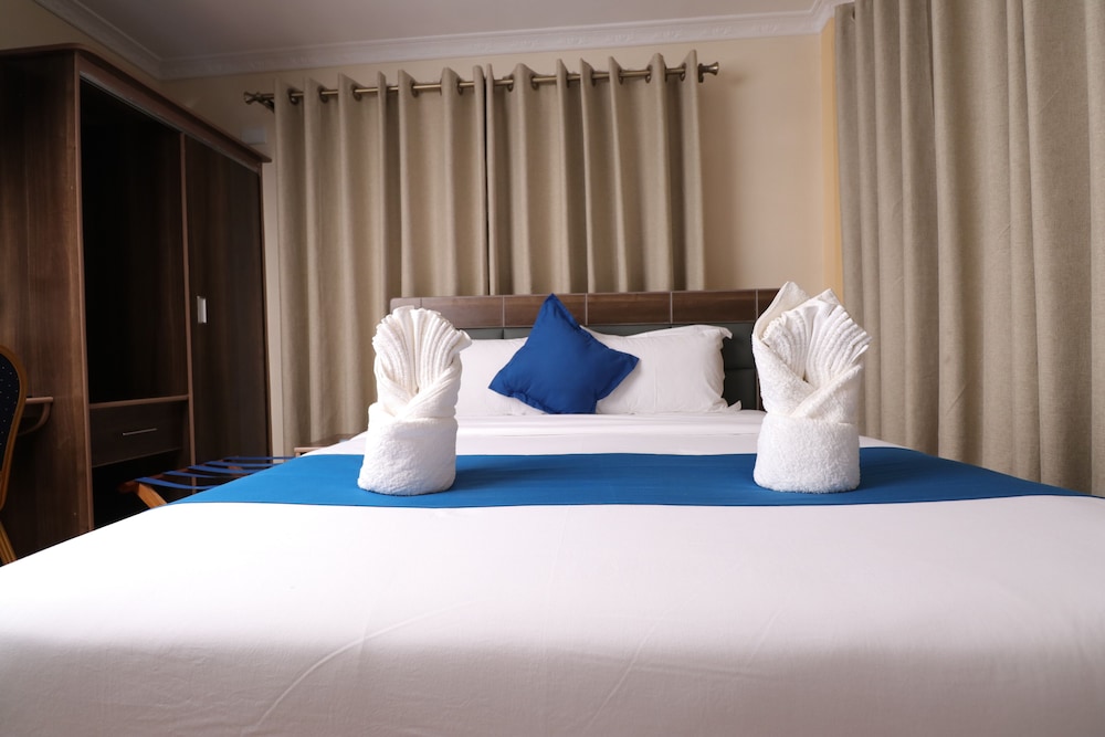 Buraha Zenoni Hotel and Resort