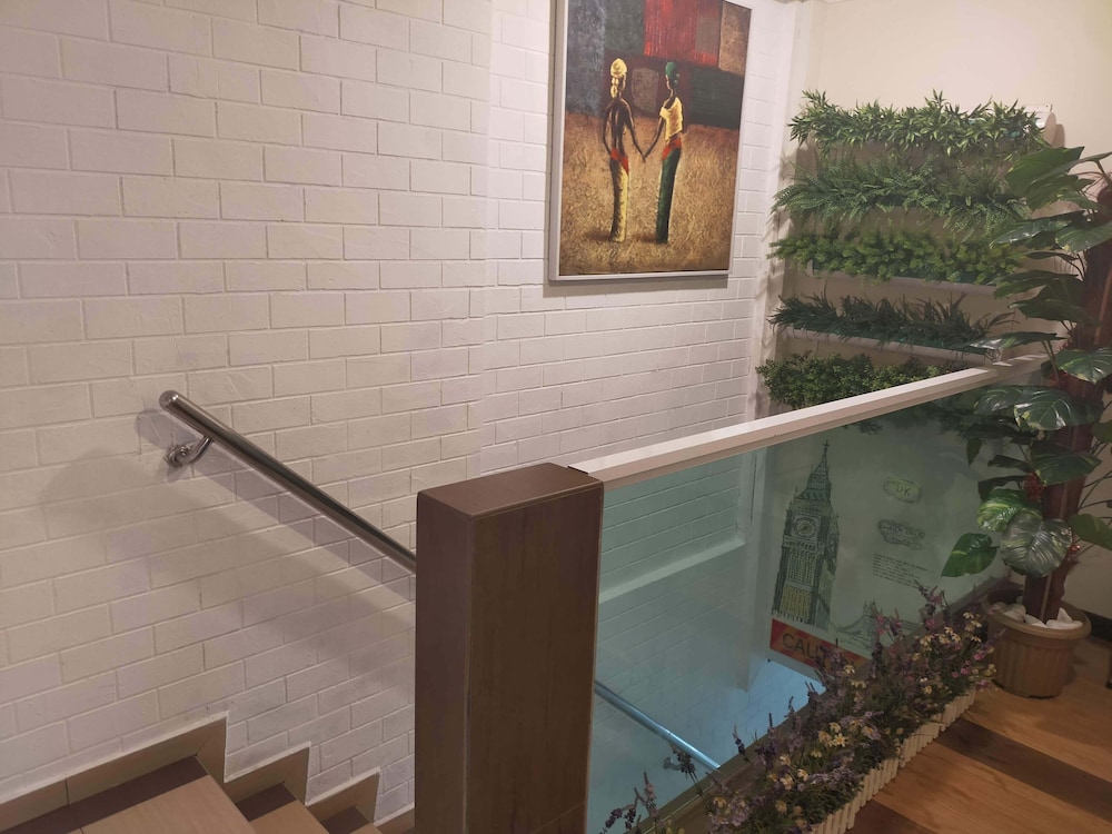 Hong Kong Hotel