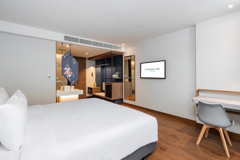 Centara Life Hotel Bangkok Phra Nakhon