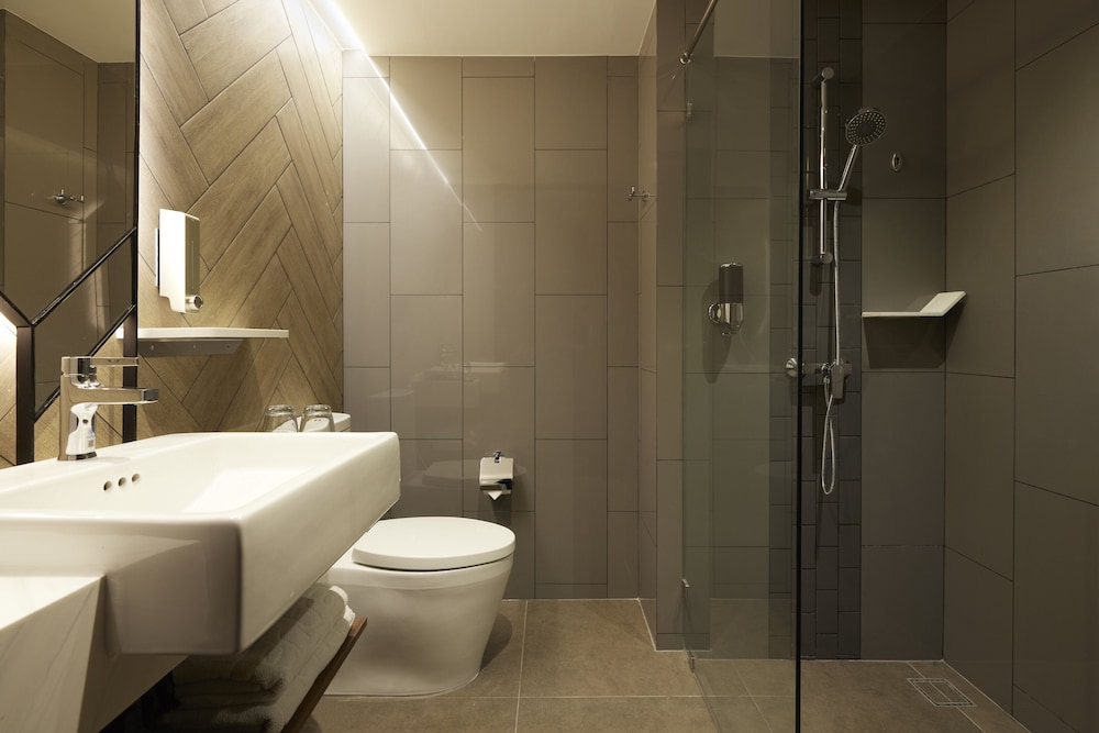 Centara Life Hotel Bangkok Phra Nakhon