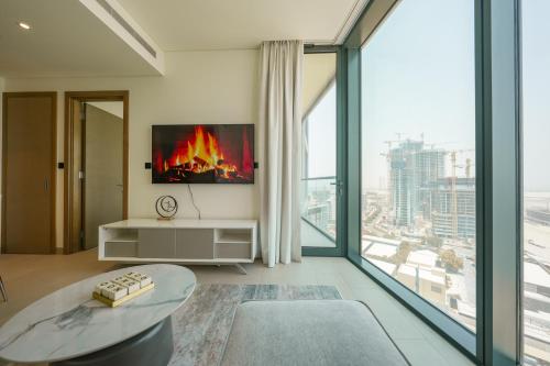 Yogi - Bright Apartment With Panoramic CityScape Views