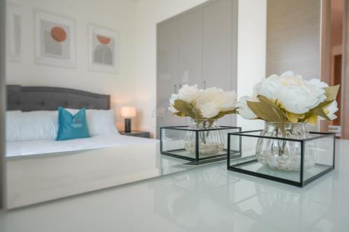 Yogi - Bright Apartment With Panoramic CityScape Views