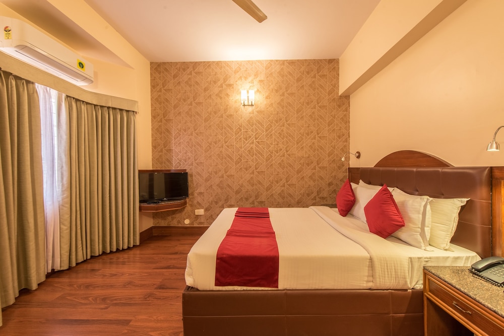  Bangalore Gate Hotel & Conferences