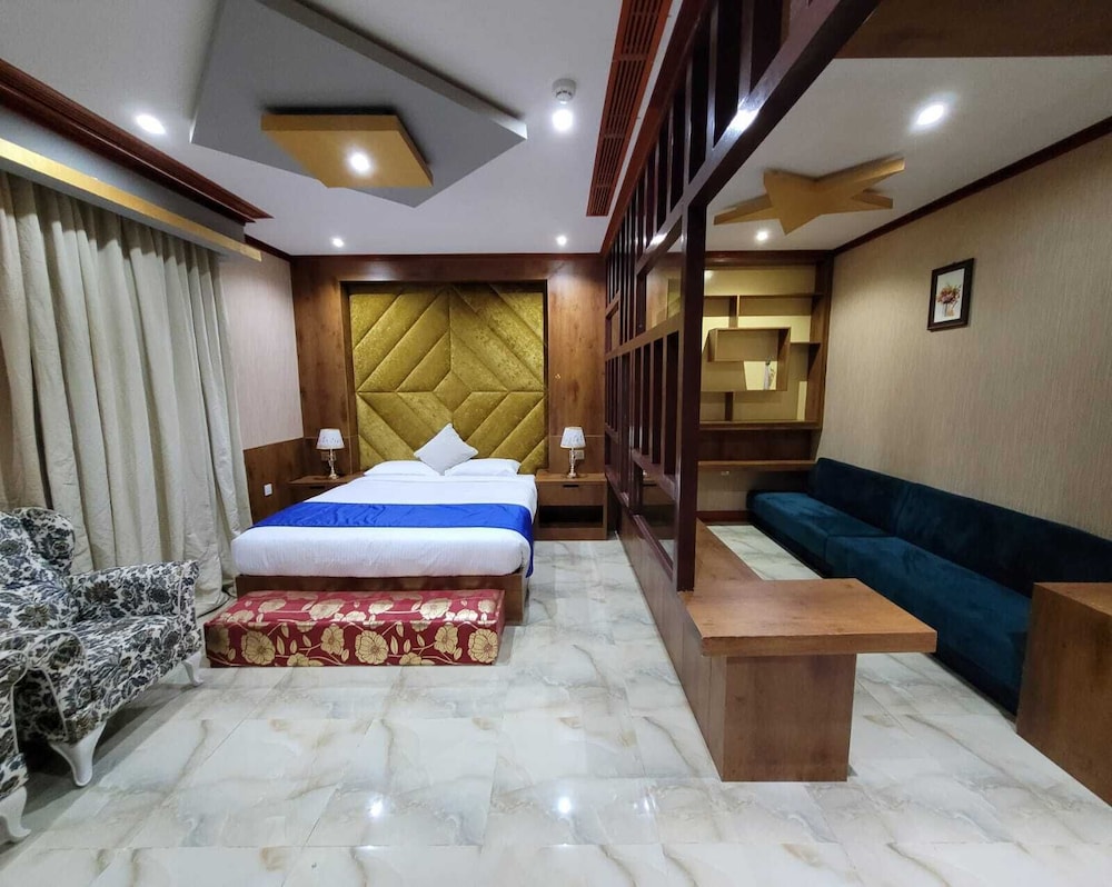 Camphor Hotel - Ras Al Khaimah