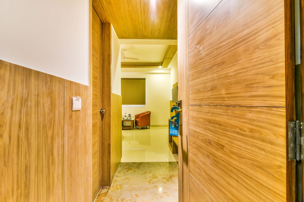 Oyo 24248 Hotel Salt