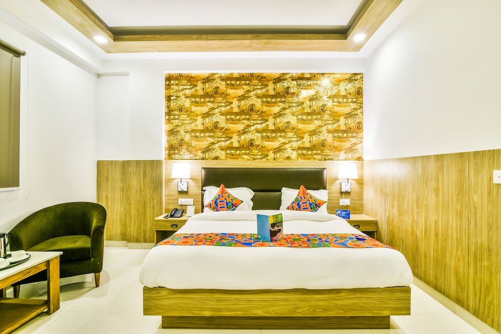 Oyo 24248 Hotel Salt