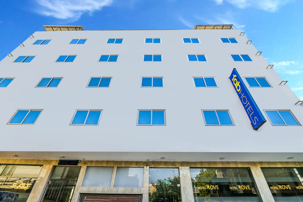 Oyo 24248 Hotel Salt