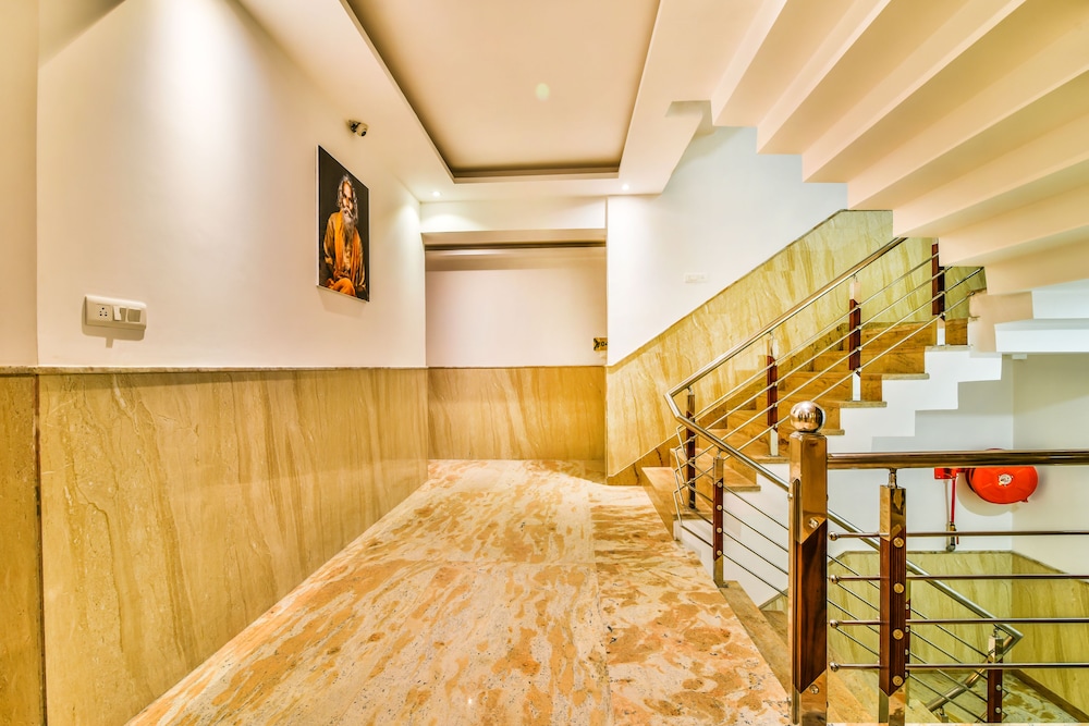 Oyo 24248 Hotel Salt