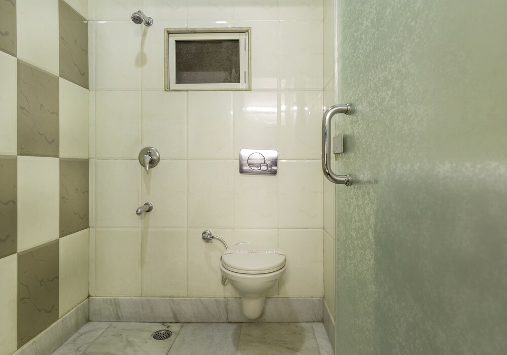 Hotel Natraj Yes Please @ New Delhi Railway station 