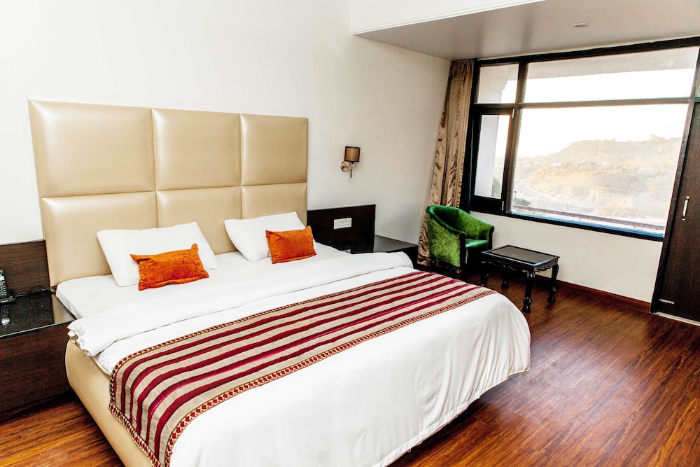 Hotel Subash International