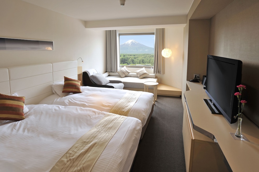 Highland Resort Hotel & Spa