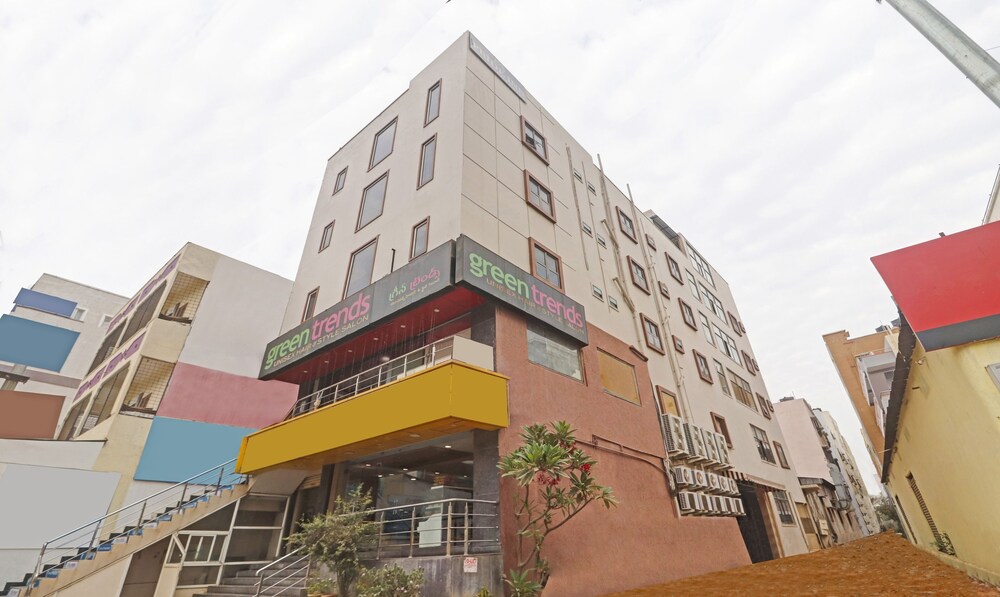 Treebo Pride Inn Botanica