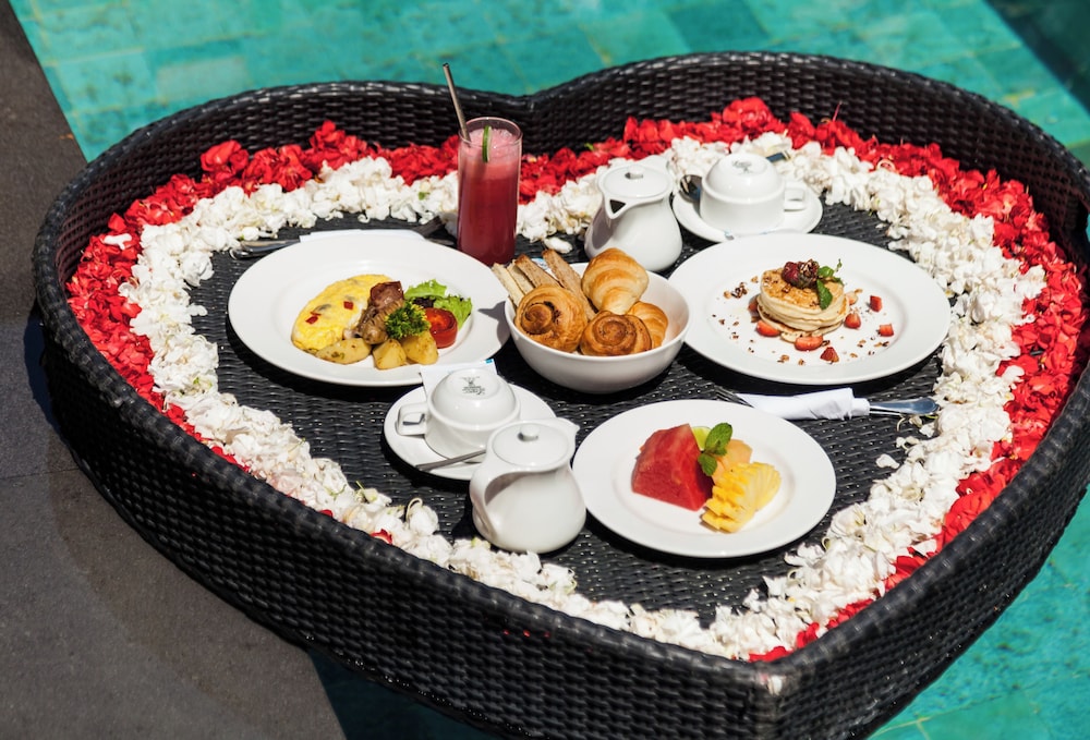 Santris Villas by Pramana Villas