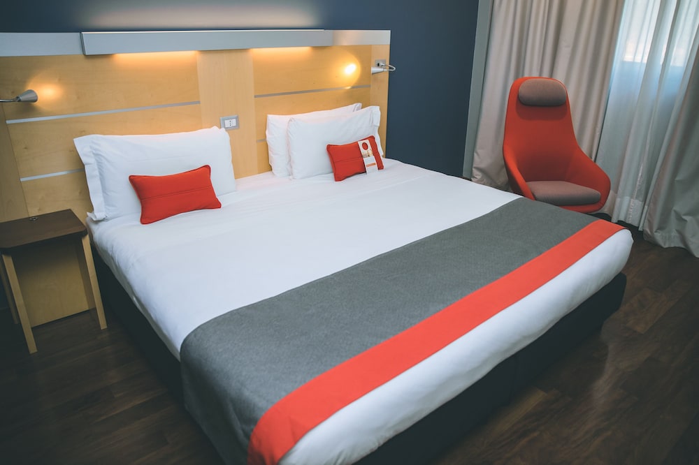 Holiday Inn Express Milan - Malpensa Airport by IHG