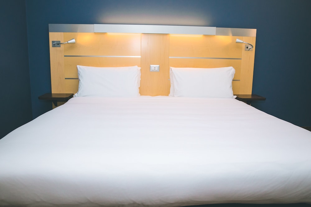 Holiday Inn Express Milan - Malpensa Airport by IHG