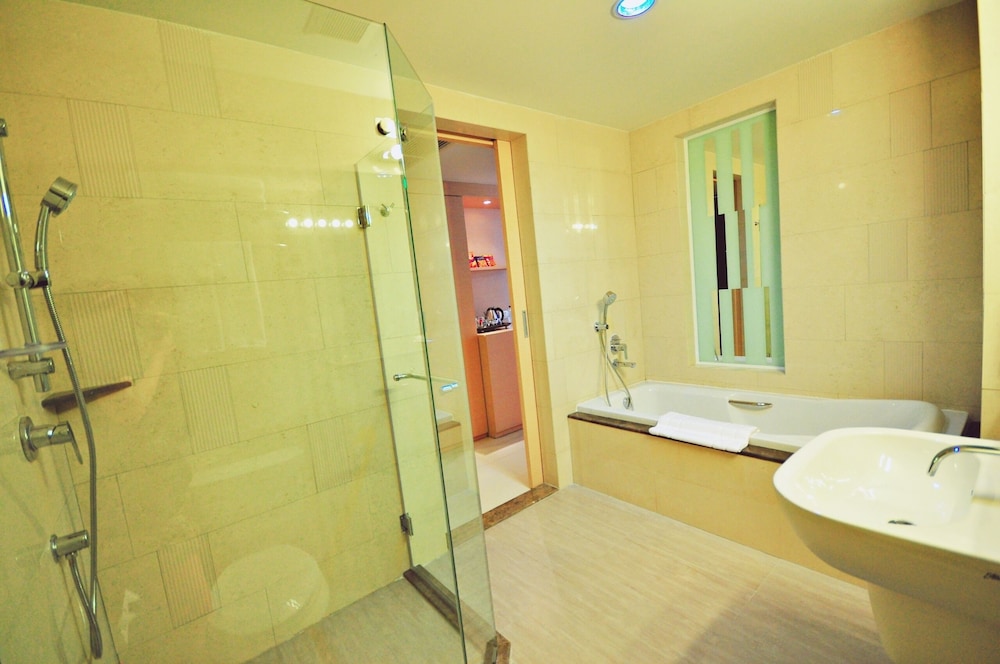 Parinda Hotel