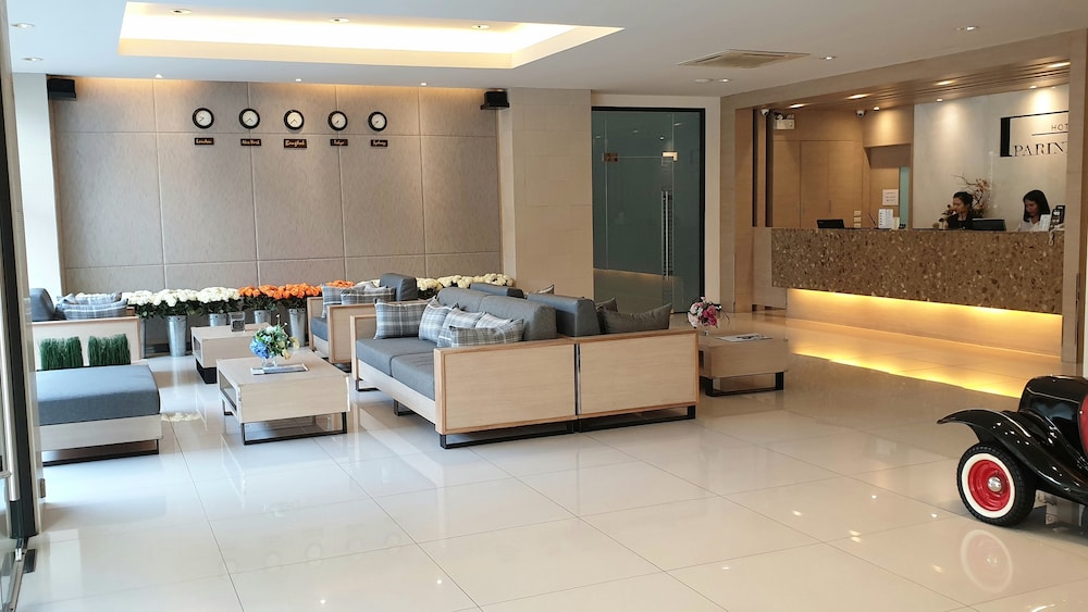 Parinda Hotel