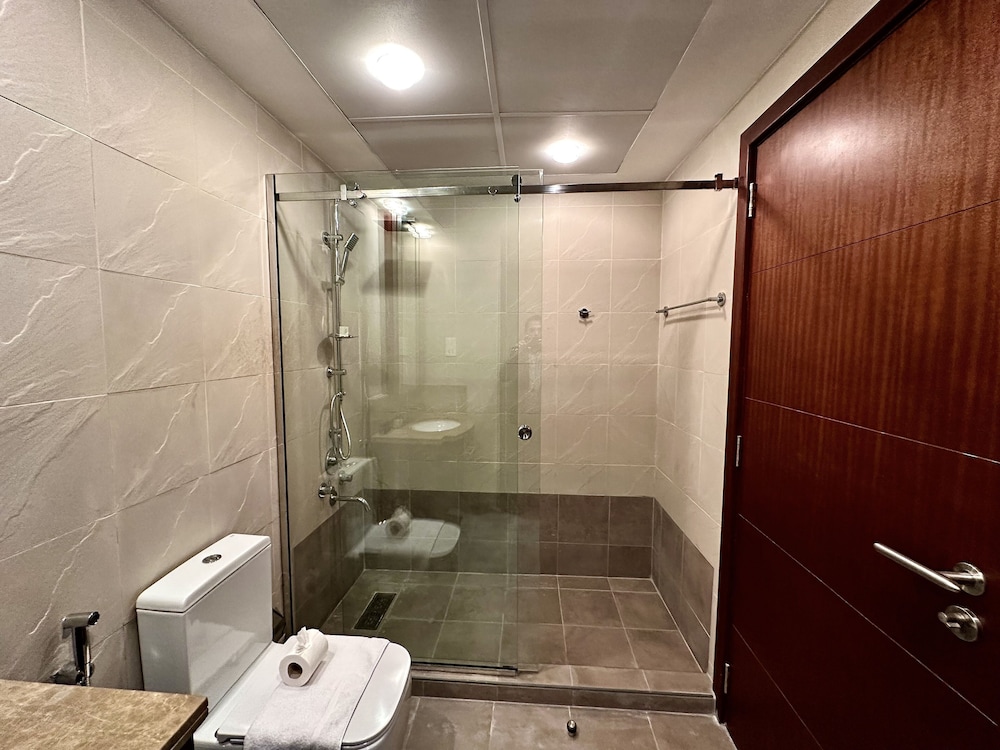 Lux BnB Standpoint Tower Fountain View