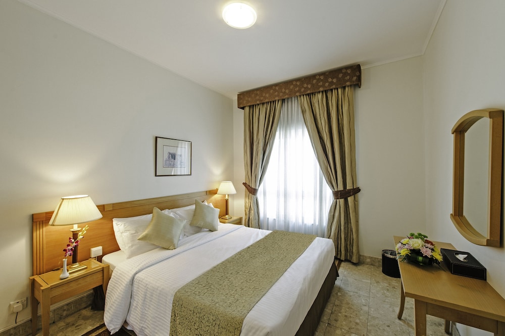 Al Bustan Residence Hotel Apartments