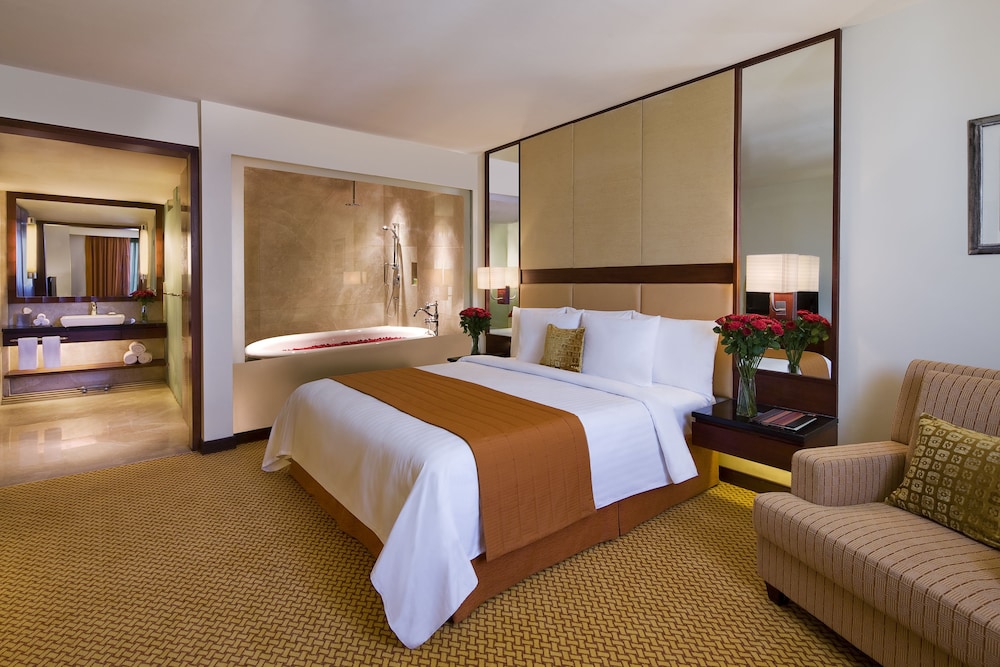 Le Meridien Ahmedabad