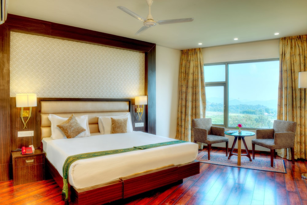 Hotel Rani Maa